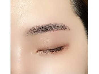 ビューステージ アイブロウサロン 吉祥寺/毛量調整