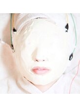 ザ シー タイムレスビューティ(THE SHE)/イオン導入で健康肌へ！