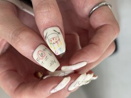 お誕生日落書きネイル