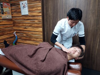 灘六甲整骨院/首の痛み肩の痛み