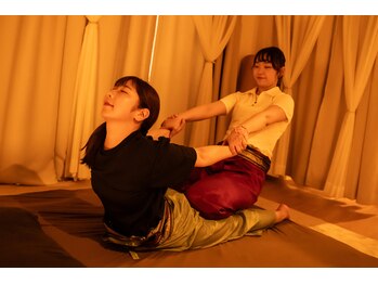 シファ(Sifa)/腹部  胸筋  股関太もも前 背中