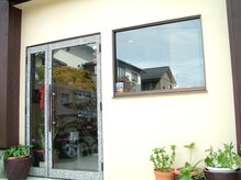 エテルノリンド(Eterno Lindo)の雰囲気（店舗前に駐車場がございます。）