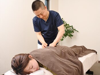 こくぶんじ北口鍼灸院/施術の様子