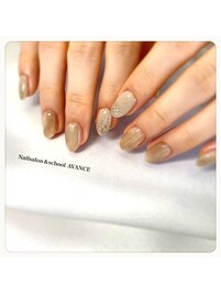 ブラウンオーロラネイル