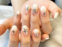 ネイルサロン イントゥ(into_)/星　グラデーション　シルバー