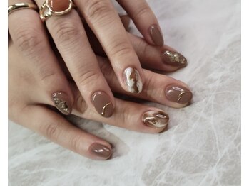 パーミル アイ アンド ネイル クマモト(permille ‰ eye&nail Kumamoto)/70分やり放題¥7980