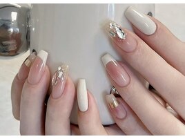 ニュアンス系アイボリーネイル
