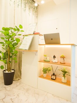 ピュアホワイトニング 横浜店の写真/【結婚式やイベント前に♪】短期間で理想の白い歯を目指せます！大事なイベント前に写真映えする白い歯に☆