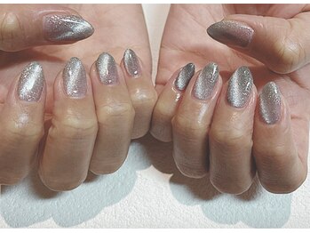 リロウ(relow)/マグネットネイル