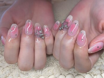 ミリ(mili)/チークネイルでワンホンネイル