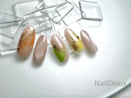 カラフルリキッドネイル