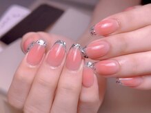 アイリス(Iris)/チークガラスフレンチ￥7990