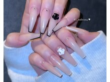 ロングネイルが出来るサロン