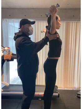 ジムニキサロン(GYM Niki Salon)/肩こり解消！