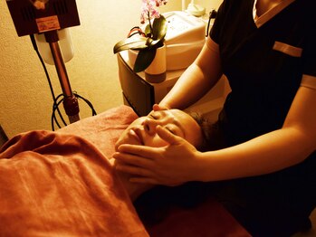 フォーチュンガーデンの写真/顔のもたつき・むくみに!!すっきり小顔＆つるん肌を同時に叶える贅沢フェイシャルケア♪憧れの小顔美人に◎