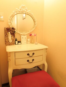 カン コルギセラピー池袋店(KAN)/お化粧台もご用意しております☆