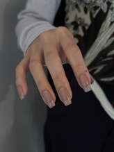 ジ オクト(Theoct.)/3層のフレンチネイルデザイン