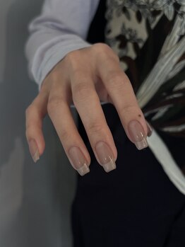 ジ オクト(Theoct.)/3層のフレンチネイルデザイン