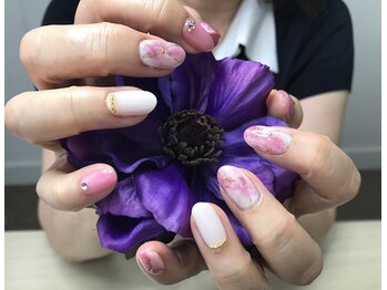 ヒトミネイルズ(Hitomi Nails)/大理石ネイル