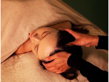 すやツヤ/極上睡眠ドライヘッドスパ