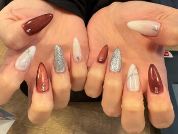 サロンド エルム(salon de elm)/マグネット×ラメ byなお