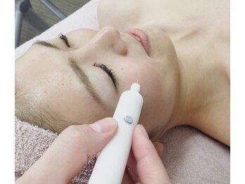 トータルビューティー ココ(Total Beauty CoCo)/No.1シミケア×エンビロン導入