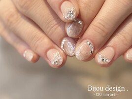 ビジューネイル　akane