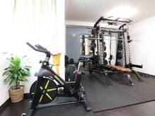 ピュア(Pure)の雰囲気（完全個室のジム空間で、周囲の目を気にすることなく利用できます）