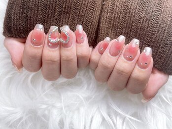 リエル(Riel)の写真/指先から自信をつけて輝く毎日を☆華やかさと優しさを感じさせるデザインでモテ可愛いネイルを実現します♪