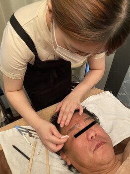 チャーム(Charm)/眉毛メンテナンス