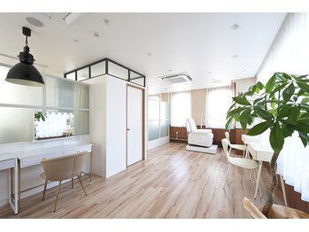 アイルブロウ 西宮北口(I'LL)