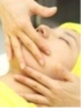 楽楽中国整体院 与野店/小顔フェイシャルマッサージ