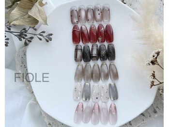 フィオル(FIOLE)/2月のマンスリーネイル♪