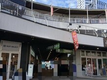 スマイルショット 金山院(SMILE SHOT)/スーツセレクトさんラビットさん