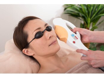サロンジュファミ 長崎佐世保店/
