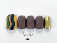 ローラポンポニー(Laura pomponnee)/BOHEMIAN