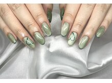 ケーエヌ(KN)/グリーンマグネット×ミラー