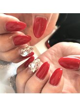 トータルサロン 白べぇーっ プラス/赤ネイル