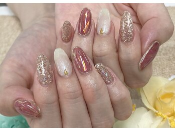 【芝田】シースルーネイル