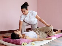 アジアンリラクゼーション ヴィラ 大橋店(asian relaxation villa)/タイ古式施術シーン