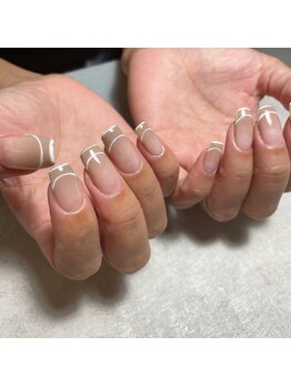 ネイリュー(naiLiu)/囲みフレンチ