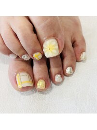 イエローフラワー by阿部