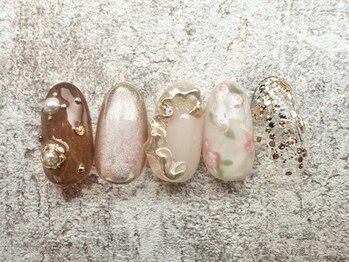 ヴィンテージ　パールビジュー