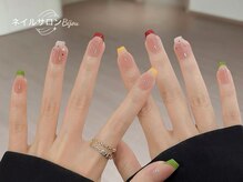 ビジュー(Bijou)/ちゅるん艶のポップカラーネイル