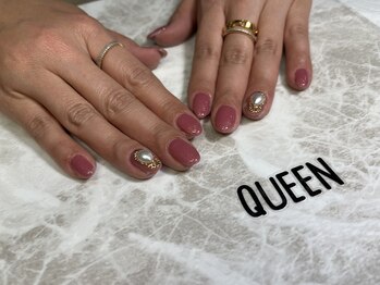 クイーン(Queen)/ 大人ニュアンスネイル