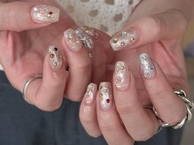 ユウネイル(younail)の雰囲気（キラキラ×ニュアンスネイルも人気です♪）