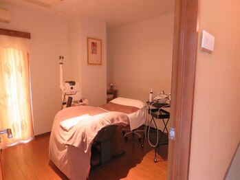 ヴィラシャンゼ スパアンドエステ(VILLA SHANZE)/フェイシャルルーム1