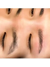 エクラ バイ シャンリィ(eclat by shanLy)/すっきりした眉毛に