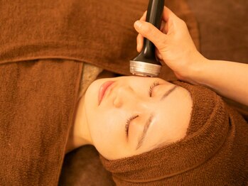 ダブルウエスト(Wwest)の写真/【新丸子駅徒歩1分◎】毛穴吸引×できたて“生”水素ジェルパック×美容液導入で毛穴ケア☆