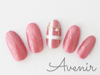 アヴィニール 表参道(Avenir)/チェックネイル
